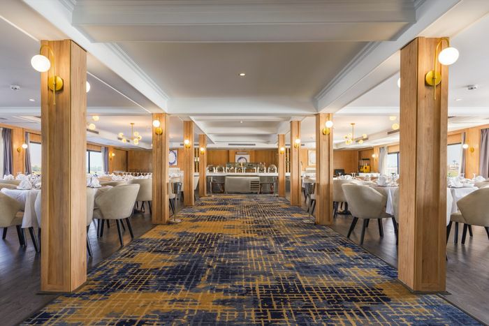Restaurants, Bars & Cafés on RV Star of Luxor